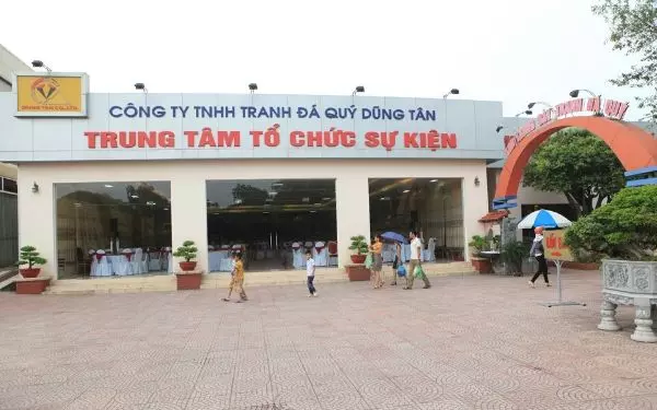 Trung tâm tổ chức sự kiện văn hóa