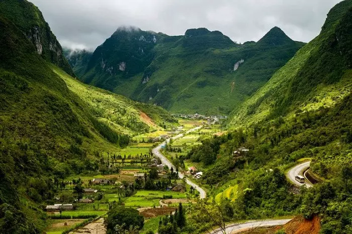 thung lũng sủng là