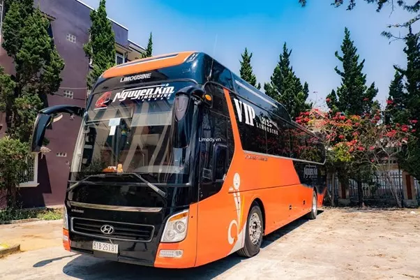 Nguyễn Kim Limousine có lịch trình di chuyển từ Đà Lạt đi Sài Gòn