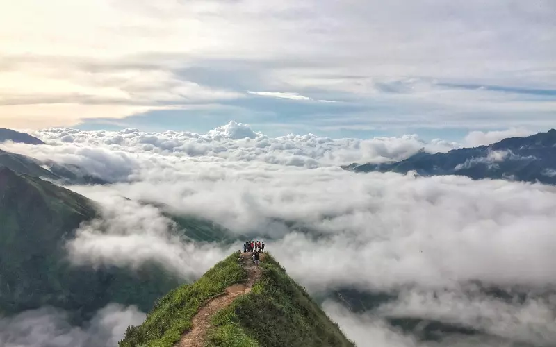 Săn mây tại Sống Lưng Khủng Long