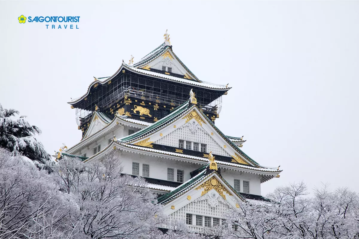 Tòa lâu đài Osaka - biểu tượng của thành phố Osaka