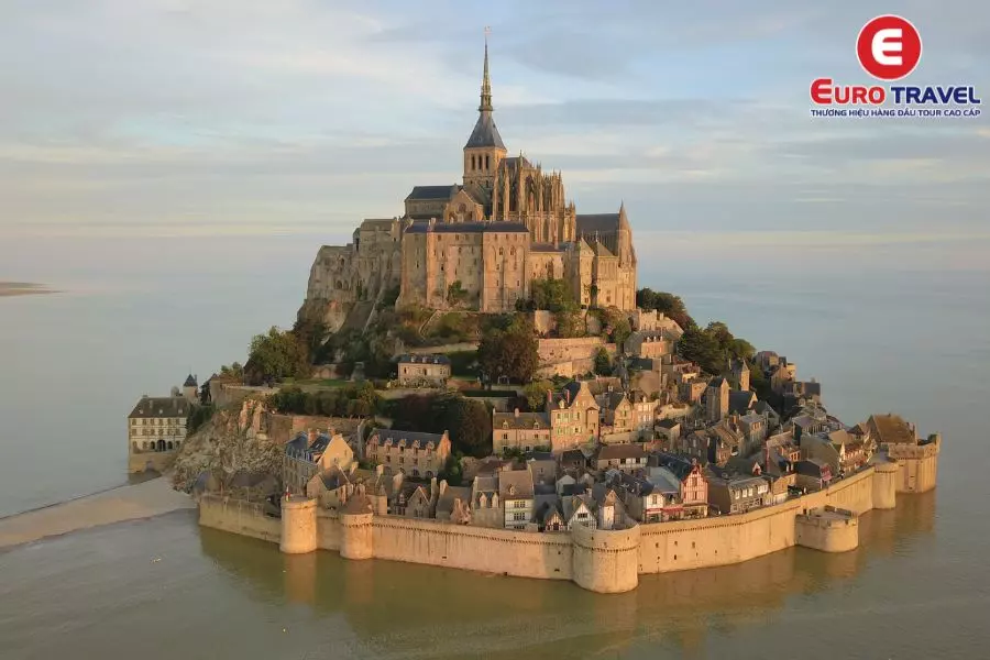 Đảo đá Mont Saint-Michel