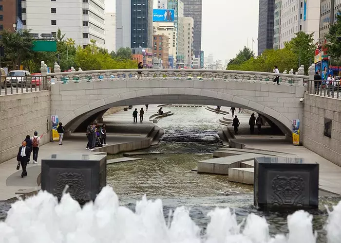 Suối Cheonggyecheon