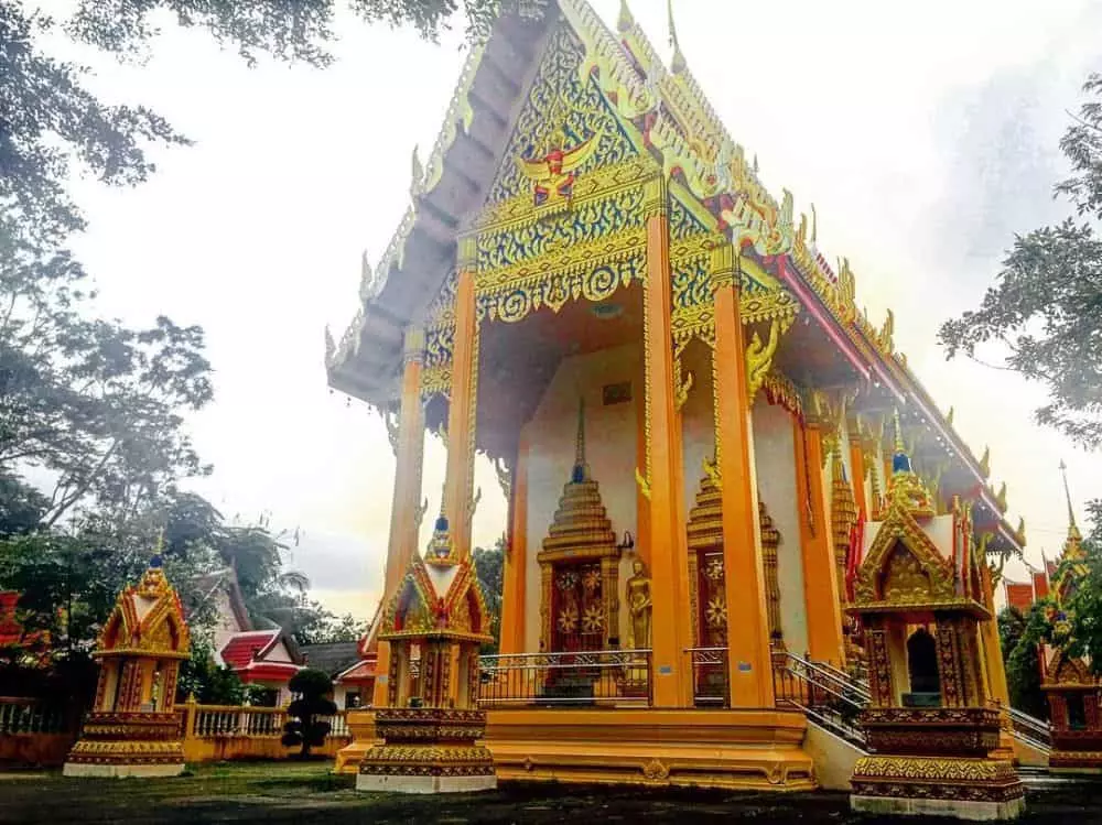 Wat Phra Tong Phuket