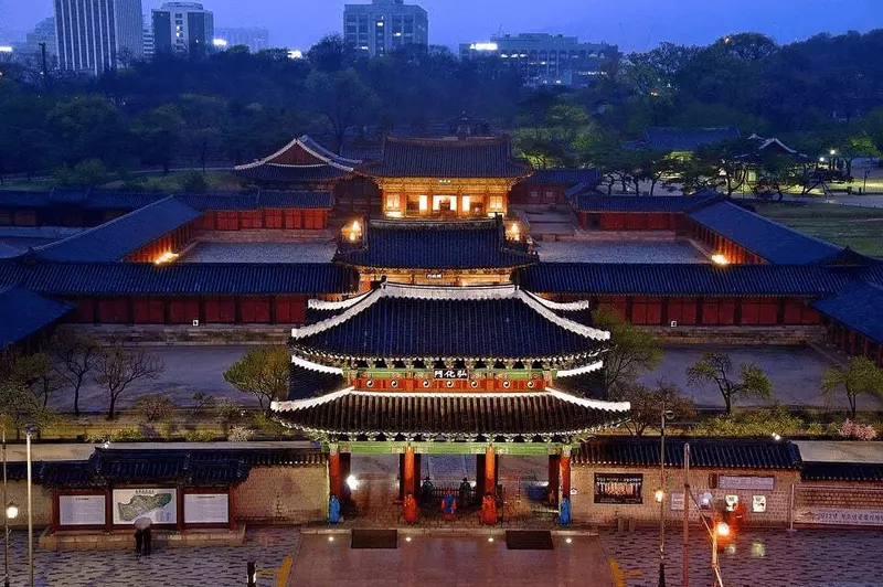 Cung điện Hoàng Gia Gyeongbok