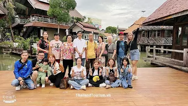 tour thái lan cổng chợ nổi Pattaya floating market