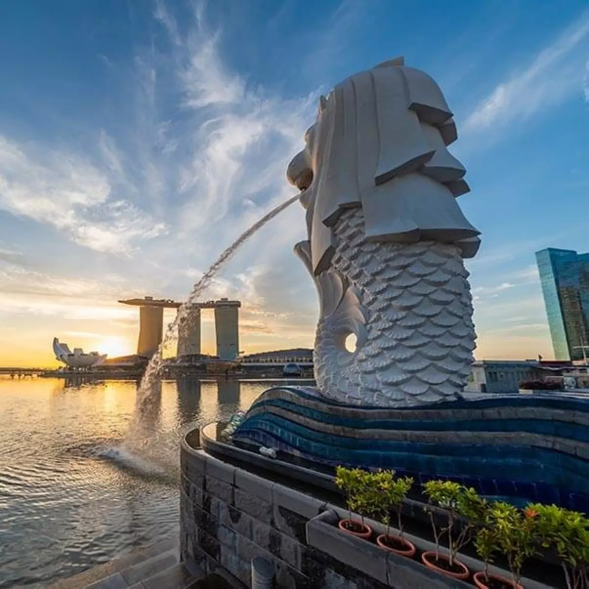 Cùng tour Singapore khám phá dạo chơi công viên Merlion Park