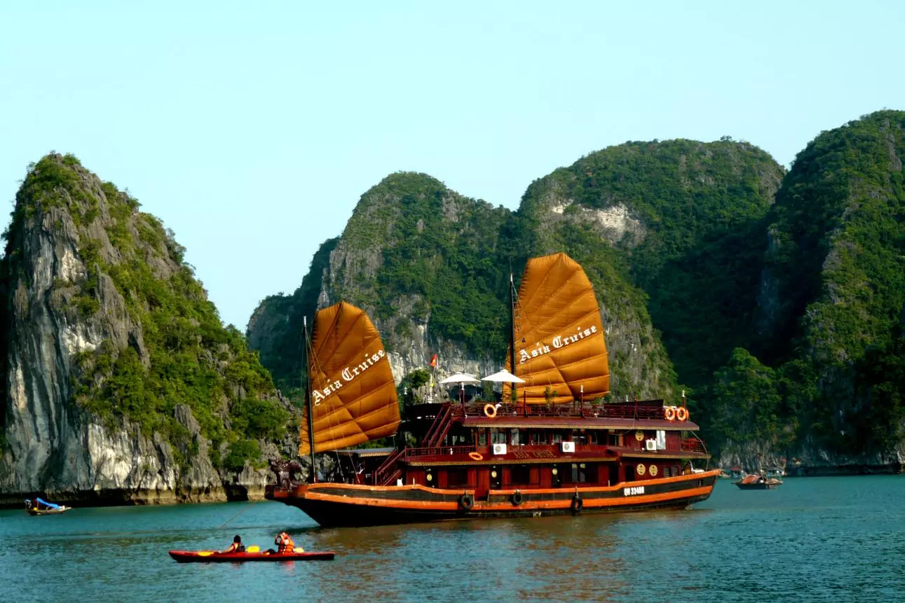 toan canh ha long