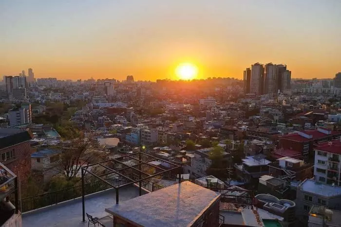 Cảnh hoàng hôn trong mùa hè tại Seoul