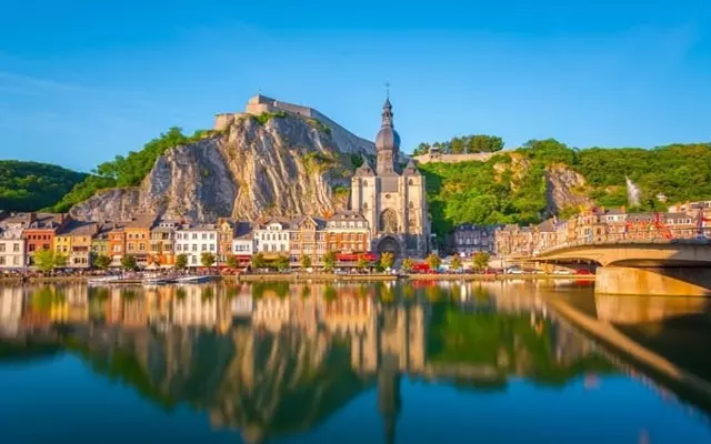 Khám phá vẻ đẹp của Bỉ trong hành trình du lịch Châu Âu của bạn.