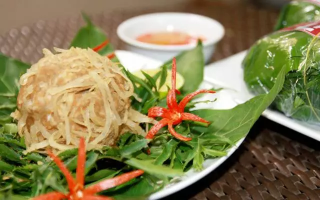 Bánh nhãn - đặc sản Nam Định