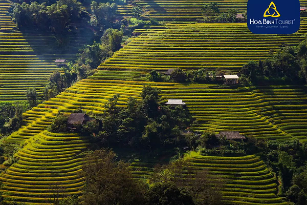 Cao nguyên đá là một trong những điểm du lịch ở miền Bắc vào mùa hè