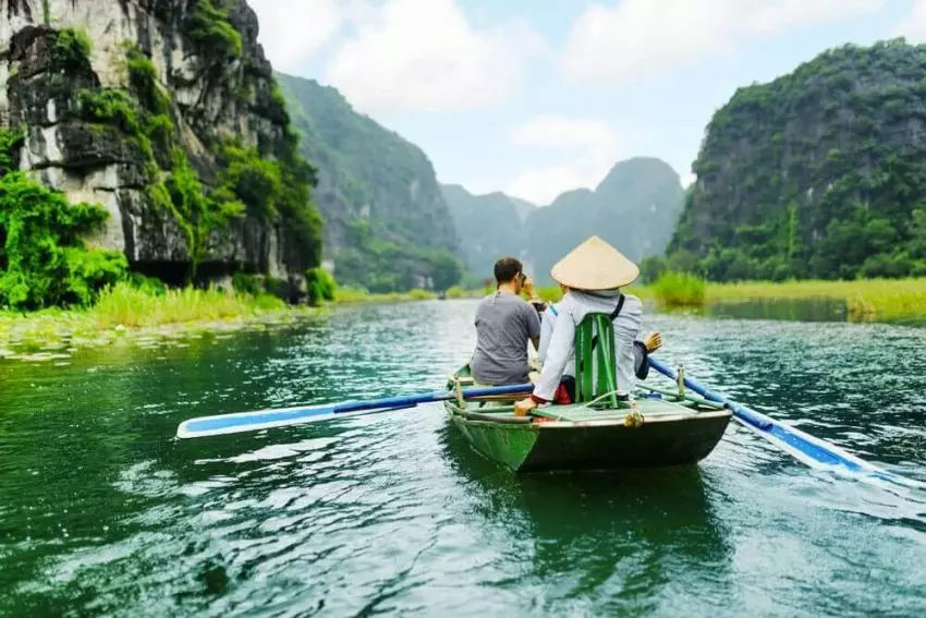 Tour Hoa Lư - Tràng An - Hang Múa