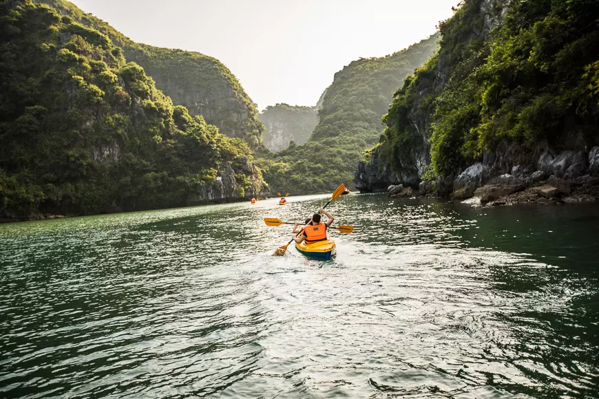 Hoạt động ở Hạ Long Bay