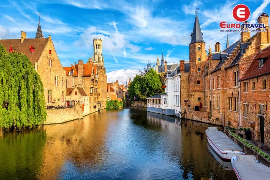 Bruges - Thành phố cổ kính và rêu phong của Vương quốc Bỉ