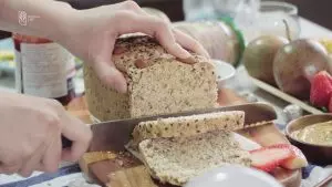 Bánh mì lúa mạch nguyên cám