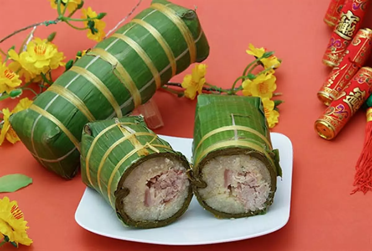 Bánh Tét