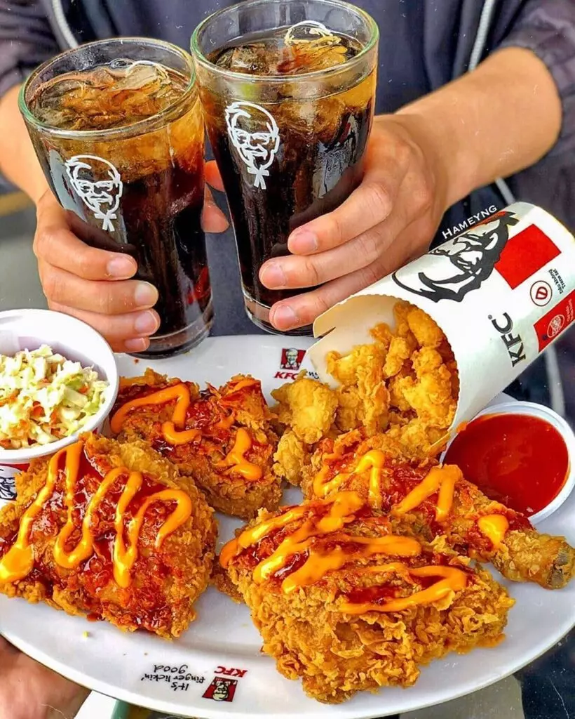 kfc hoang quoc viet