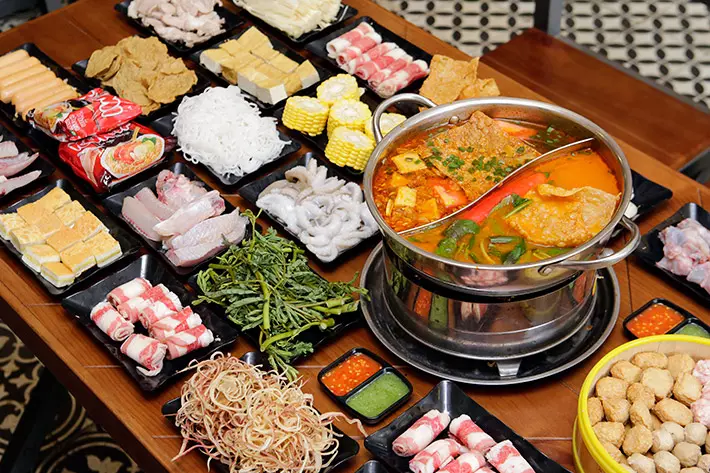 Buffet Trưa Phố Hàng Lẩu