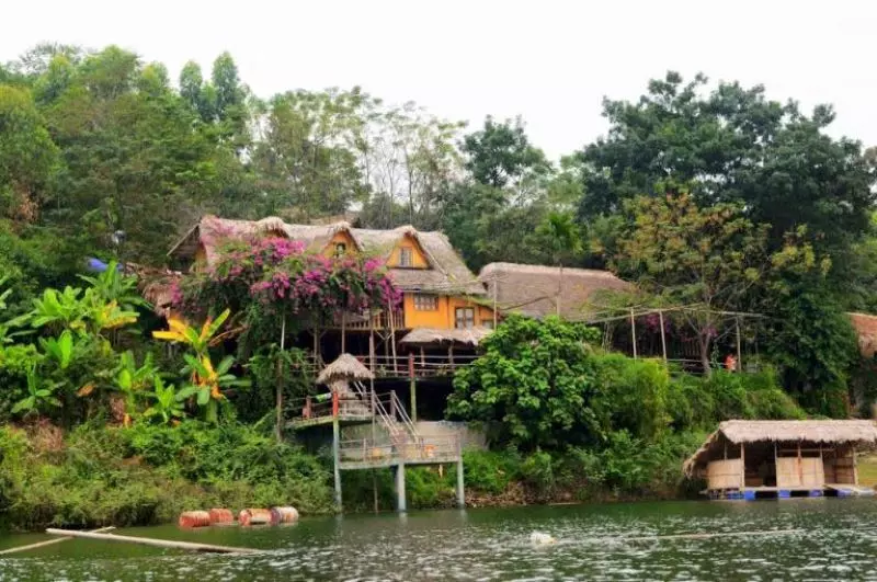 Lưu trú tại homestay khi du lịch Hồ Thác Bà