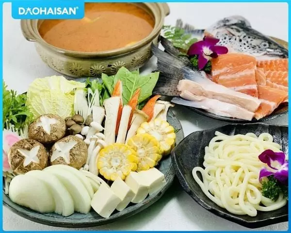 Công thức nấu lẩu đầu cá hồi kiểu Nhật