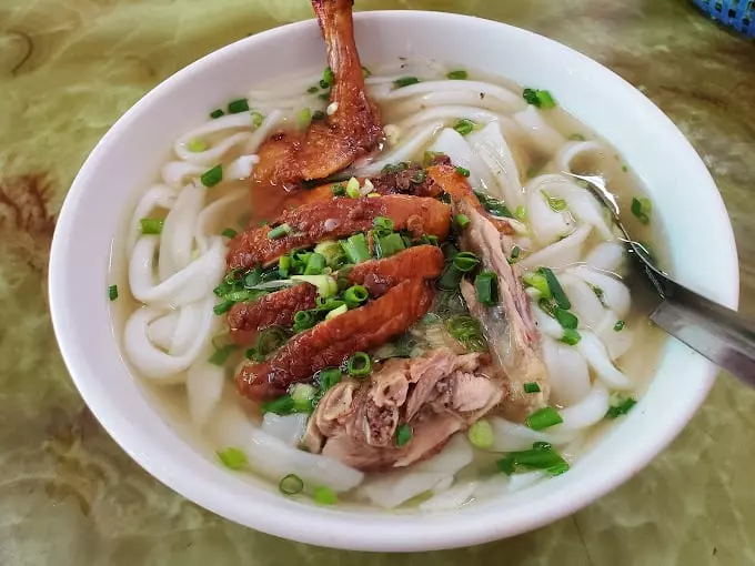 phở-vịt-quay-ivivu-6