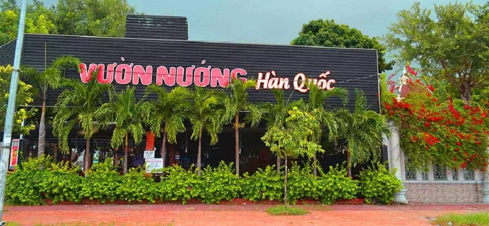 Không gian xanh chỉ có tại Buffet Vườn Nướng Hàn Quốc Cần Thơ