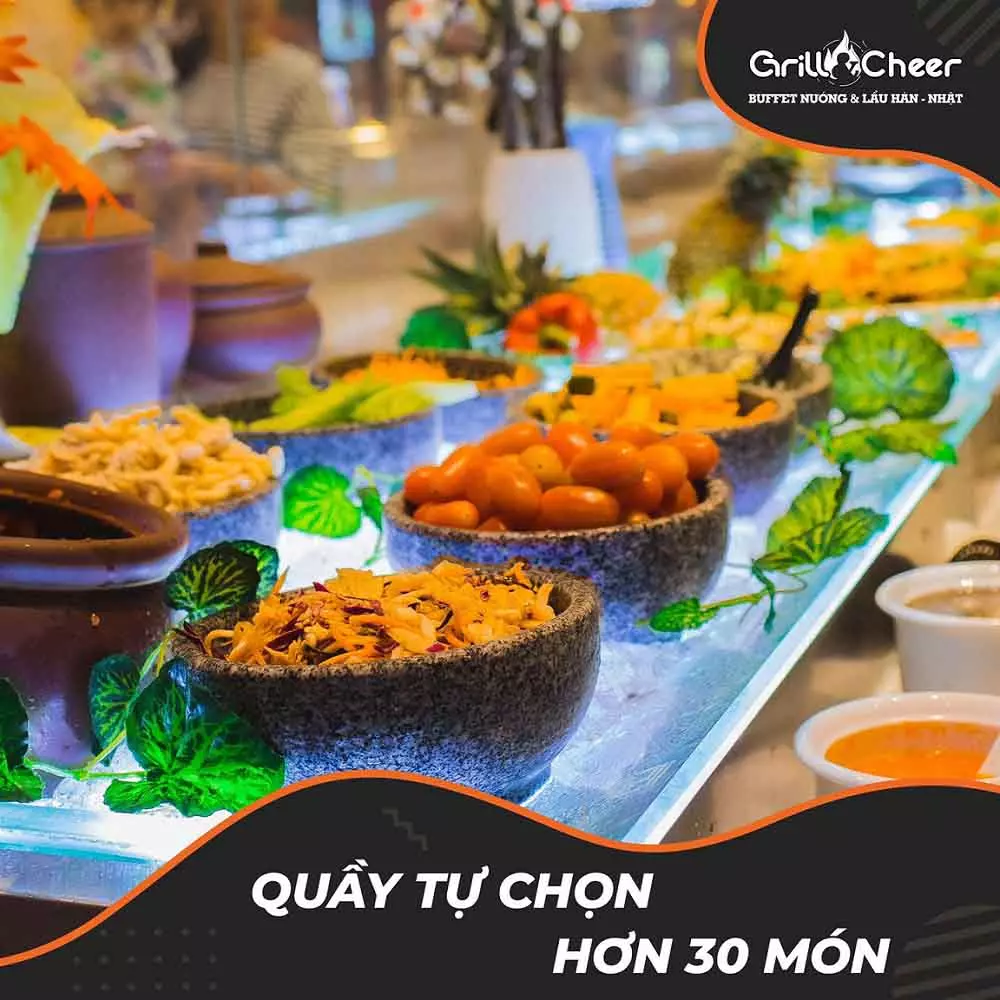 Hơn 30 món tự chọn tại quầy buffet của Grill And Cheer