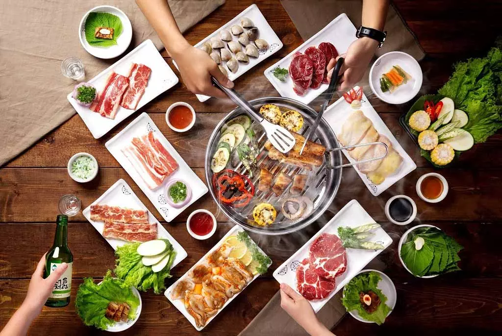 Bàn đồ nướng cực ngon ở Hotpot Story - buffet Cần Thơ