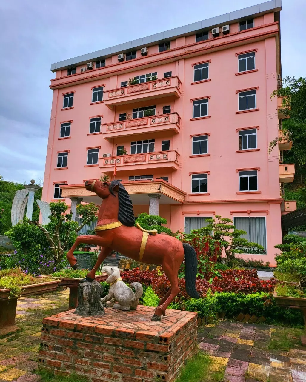 Phương Thúy Hotel