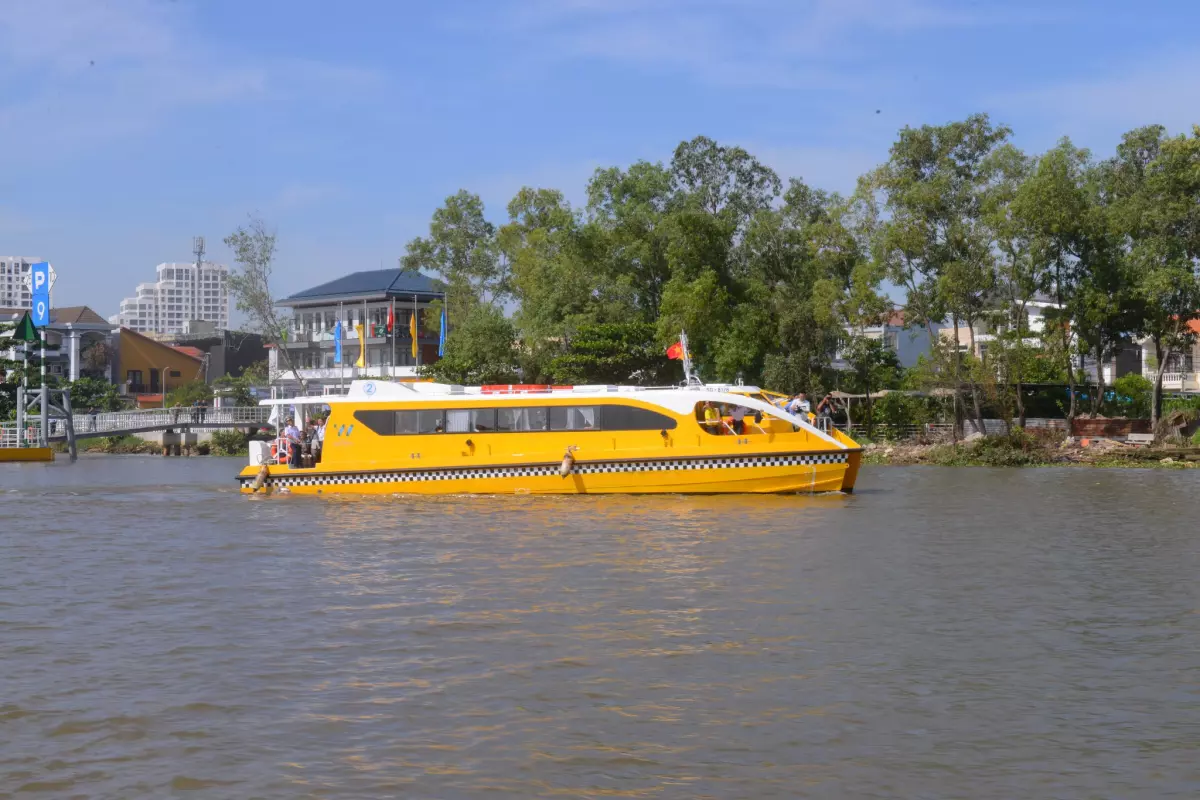 Water bus sài gon 1