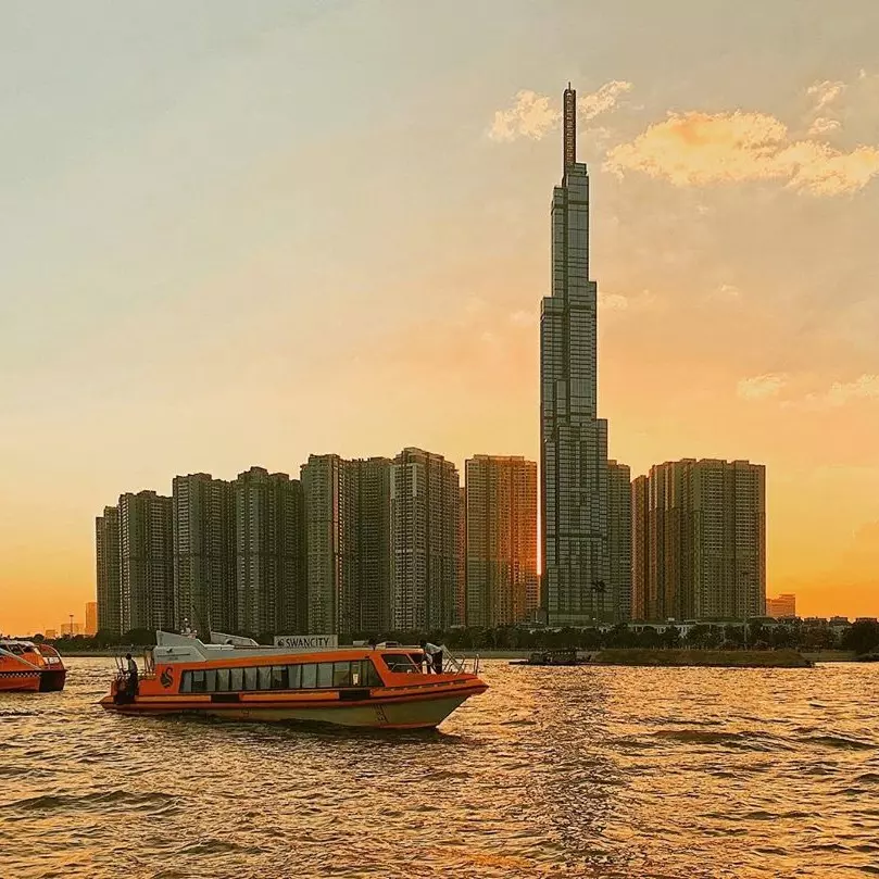 Water bus Sài Gòn 3