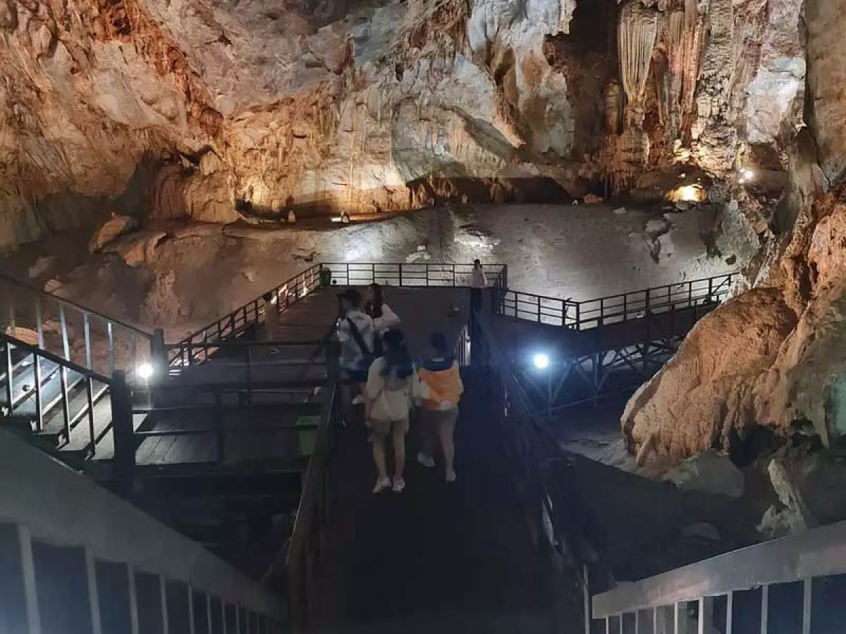 Tour Phong Nha Thiên Đường 1 ngày